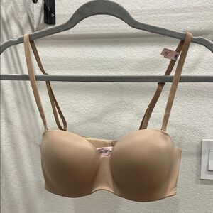 Victoria's Secret Convertible Strapless Bra in Nude